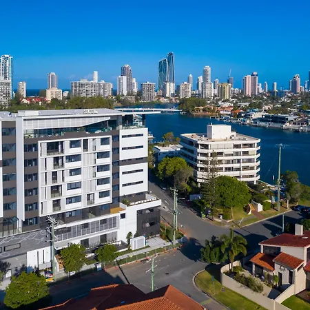 Peninsular Gold Coast-3